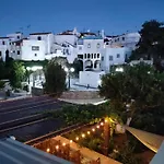 το καμινι του μηλα Hotel *